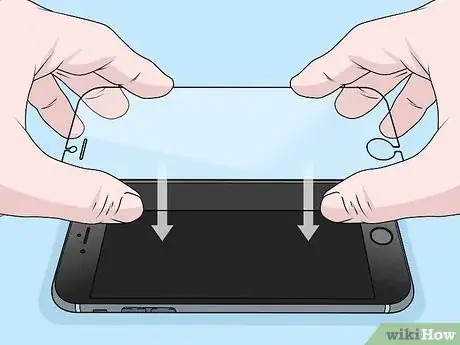 Imagen titulada Prevent Scratches on Your Phone Step 1