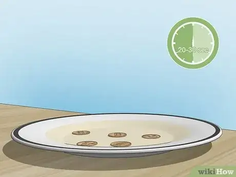 Imagen titulada Clean Pennies with Vinegar Step 5