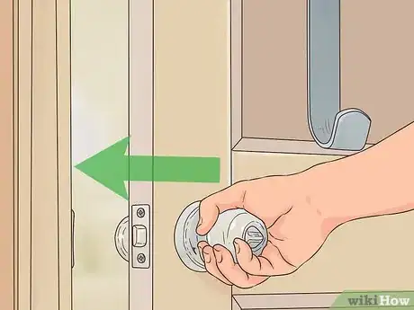 Imagen titulada Hang a Wreath on a Door Step 12