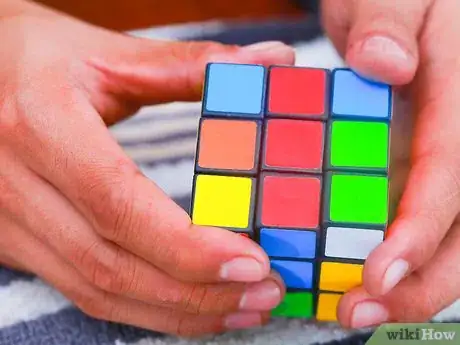 Imagen titulada Play With a Rubik's Cube Step 10