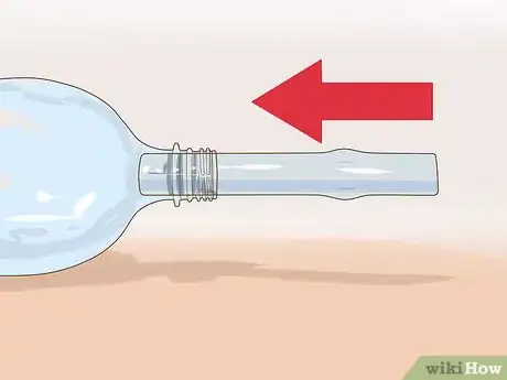 Imagen titulada Make a Water Gun with a Water Bottle Step 11