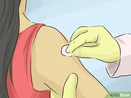 Imagen titulada Give an Intramuscular Injection Step 3