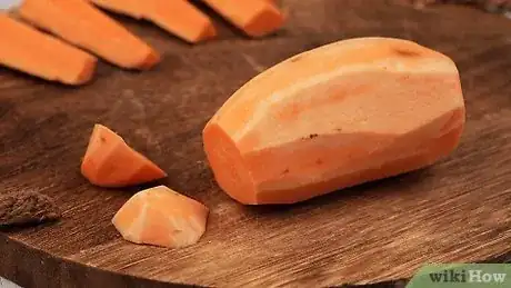 Imagen titulada Cut Sweet Potatoes Step 10