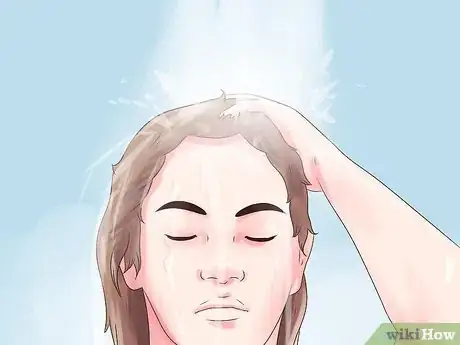 Imagen titulada Prevent Puffy Hair in Humid Weather Step 3