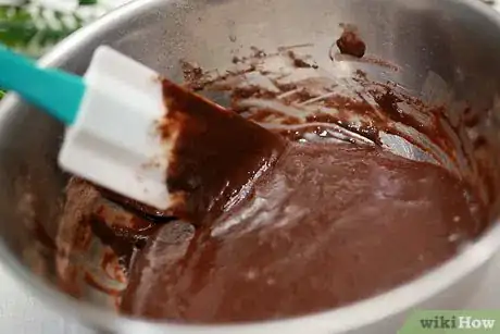 Imagen titulada Make a Chocolate and Vanilla Sheet Cake Step 4