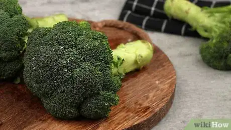 Imagen titulada Cook Broccoli Step 1