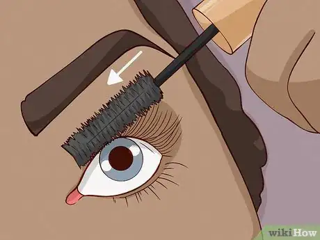 Imagen titulada Make Your Eyelashes Look Longer Without the Expensive Mascaras Step 6