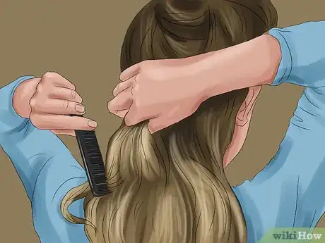 Imagen titulada Apply Hair Extensions Step 6