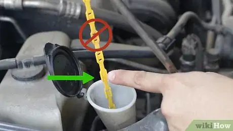 Imagen titulada Add Windshield Washer Fluid to Your Vehicle Step 5