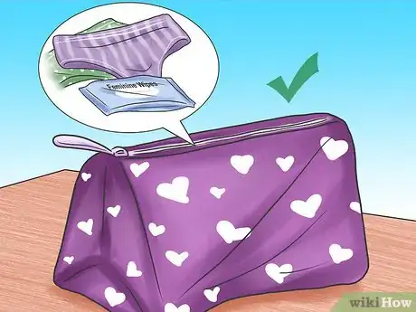 Imagen titulada Hide Your Period Supplies Step 10