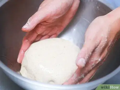 Imagen titulada Make Pizza from Scratch Step 5