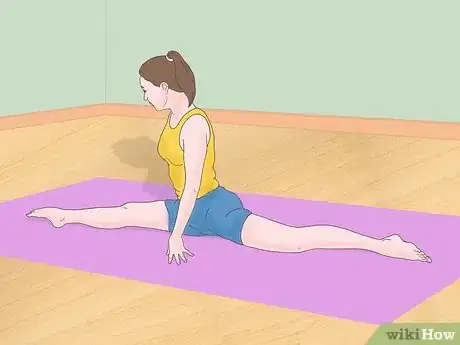 Imagen titulada Prevent Your Legs from Getting Hurt from the Splits Step 6