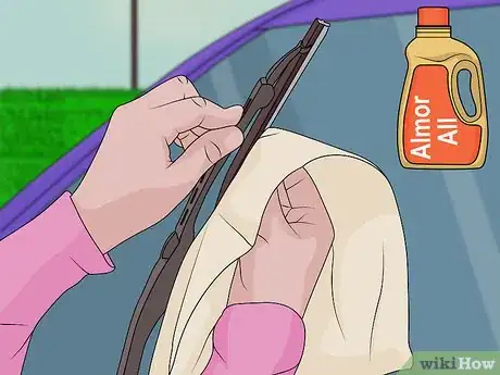 Imagen titulada Stop Windshield Wiper Blades from Squeaking Step 7