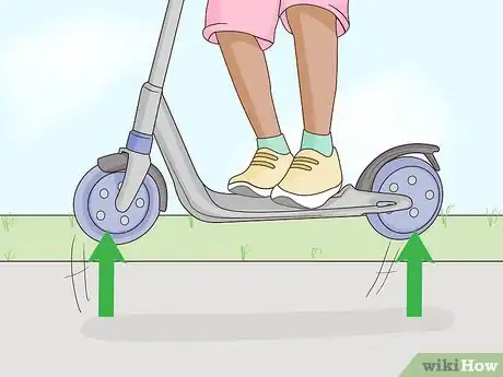 Imagen titulada Do Beginner Kick Scooter Tricks Step 17