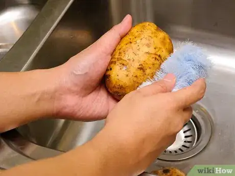 Imagen titulada Cook Potatoes Step 17