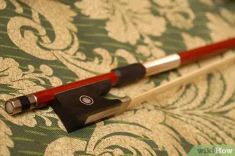 Imagen titulada Prepare a Violin Bow Step 6