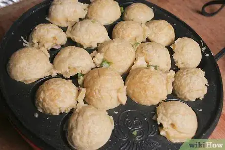 Imagen titulada Make Takoyaki Step 12