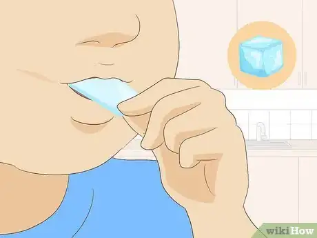 Imagen titulada Pull Out a Tooth Without Pain Step 4