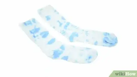 Imagen titulada Tie Dye Socks Step 12