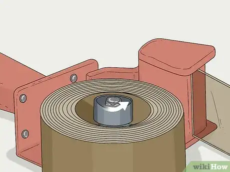 Imagen titulada Load a Packing Tape Dispenser Step 7