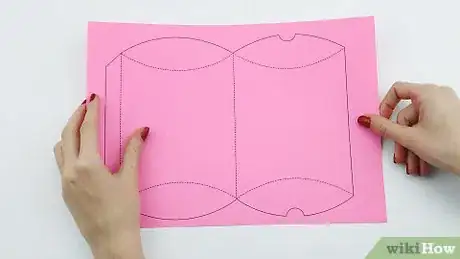 Imagen titulada Make an Easy Paper Box Step 33