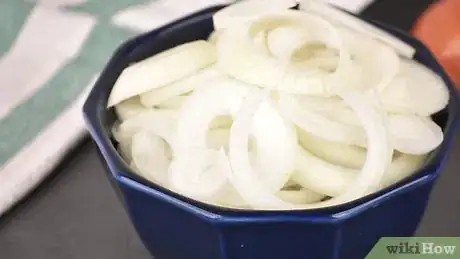 Imagen titulada Cook Onions Properly Step 5