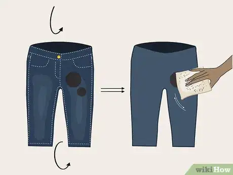 Imagen titulada Remove a Stain from a Pair of Jeans Step 32