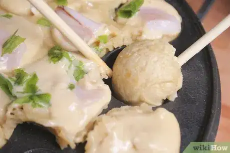 Imagen titulada Make Takoyaki Step 10