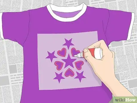 Imagen titulada Puffy Paint a Shirt Step 6