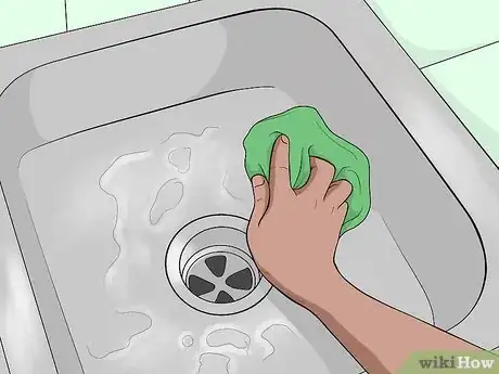 Imagen titulada Clean a Dull Stainless Steel Sink Step 13