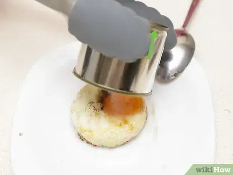 Imagen titulada Make an Egg Sandwich Step 15