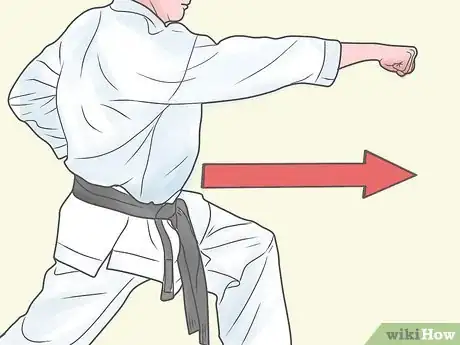 Imagen titulada Do a Karate Punch in Shotokan Step 7