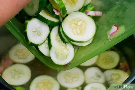 Imagen titulada Make Bread and Butter Pickles Step 7