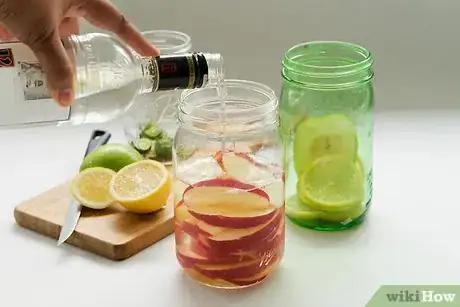 Imagen titulada Infuse Vodka with Flavor Step 5