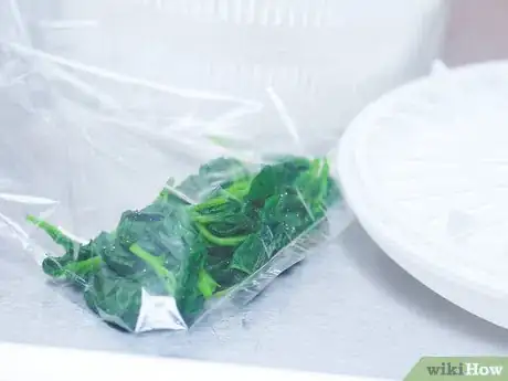 Imagen titulada Freeze Spinach Step 10