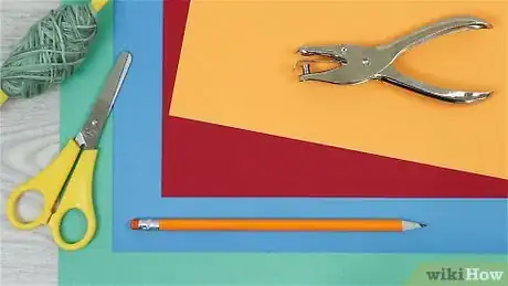Imagen titulada Make a Fast Kite with One Sheet of Paper Step 1