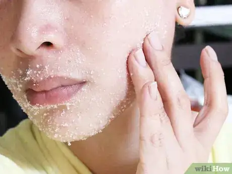 Imagen titulada Do a Sugar Facial Step 4