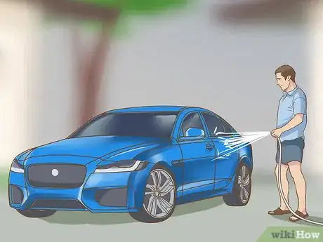 Imagen titulada Wash a Car by Hand Step 5