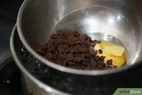 Imagen titulada Make Chocolate Covered Brownie Bites Step 1