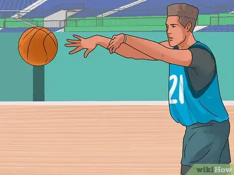 Imagen titulada Play Basketball Step 11