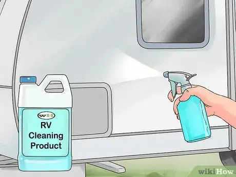 Imagen titulada Wash an RV Step 11