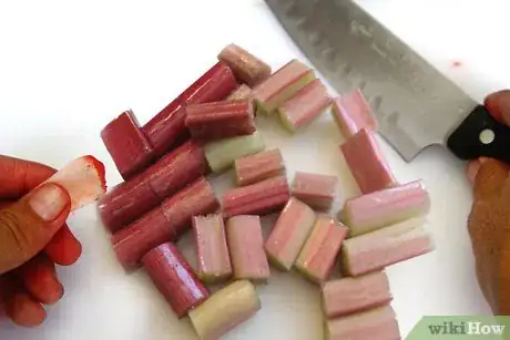 Imagen titulada Freeze Rhubarb Step 3