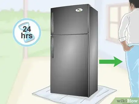 Imagen titulada Paint a Refrigerator Step 16