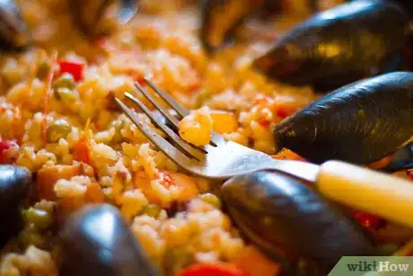 Imagen titulada Cook Seafood Paella Step 9Bullet1