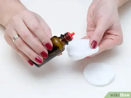 Imagen titulada Create a Hot Compress for Acne Treatment and Skin Health Step 4