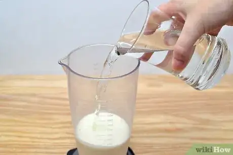 Imagen titulada Make Ayran (Turkish Yogurt Drink) Step 1