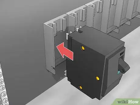 Imagen titulada Wire a 220 Outlet Step 20