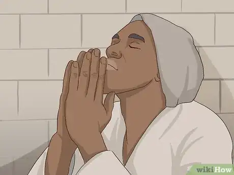 Imagen titulada Become a Catholic Priest Step 3