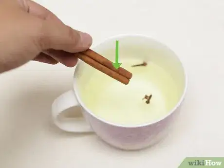 Imagen titulada Make a Hot Soothing Lemon Drink Step 13