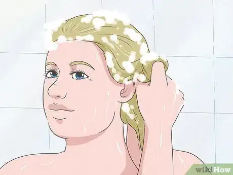 Imagen titulada Trim Your Hair when Growing It Out Step 10